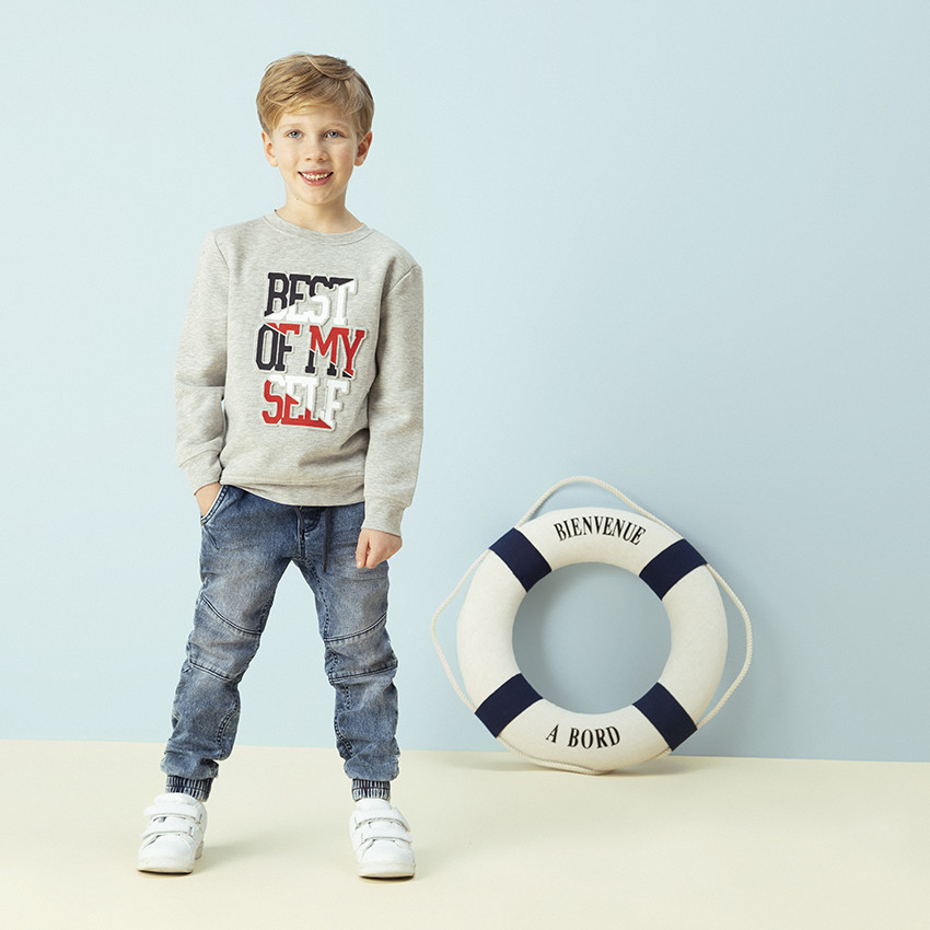 Φούτερ από φανέλα με φράση μπροστά σε κολεγιακό στυλ  Additional Φούτερ από φανέλα με φράση μπροστά σε κολεγιακό στυλ