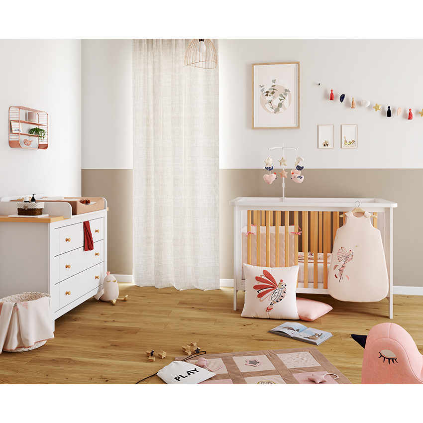 Miroir à cadre fantaisie rose métallisé 