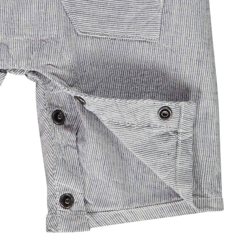 Κοντή ριγέ σαλοπέτα με τσέπες για μωρό αγόρι 