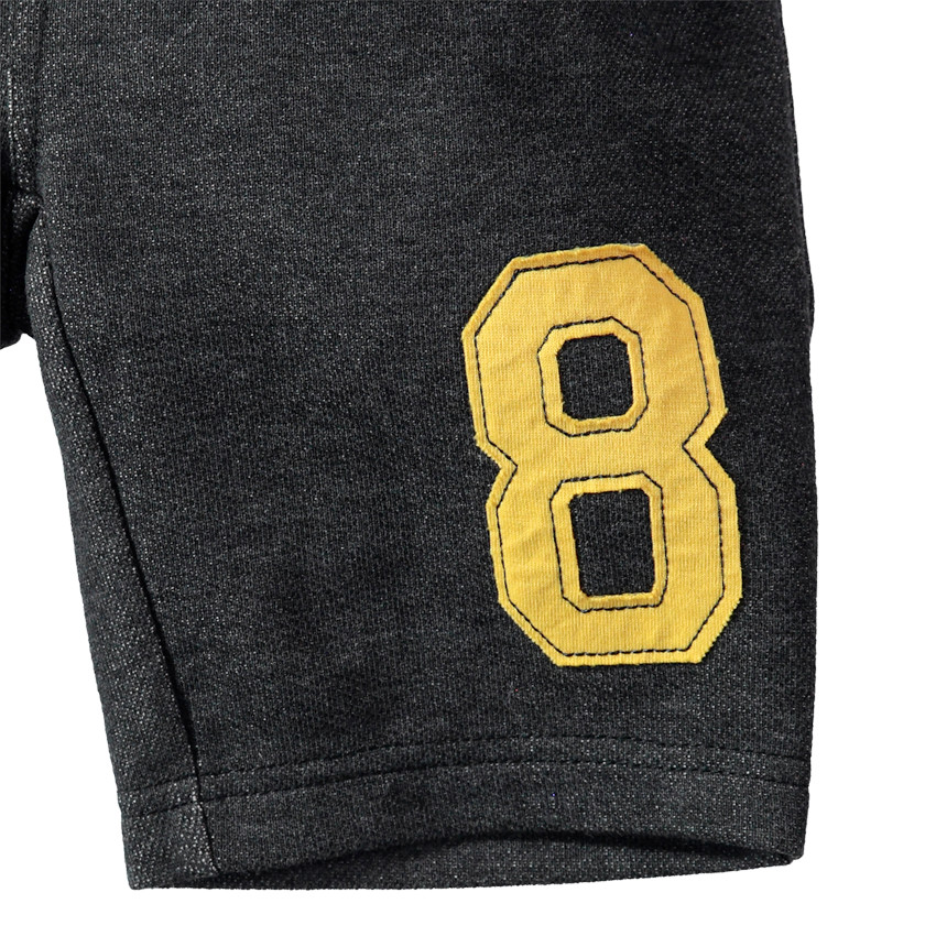 Σετ κοντομάνικο με μπάλωμα ©Warner Batman και γκρι βερμούδα 