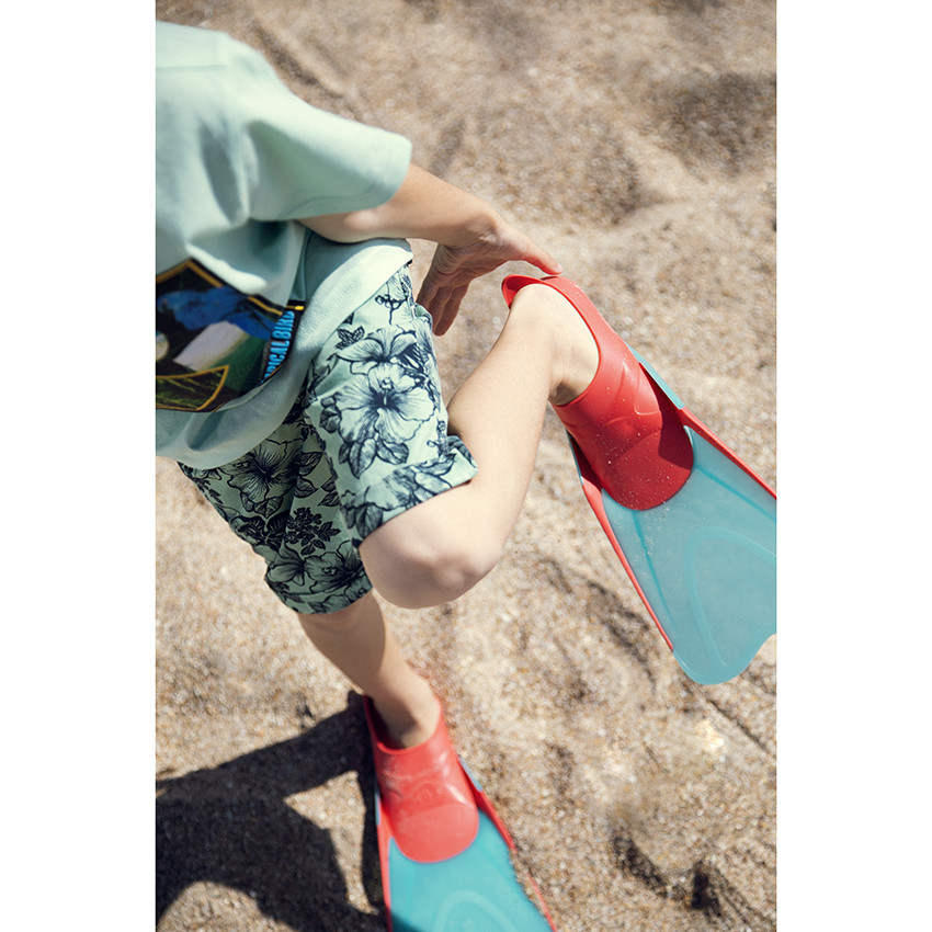 Βερμούδα με οργανικό βαμβάκι με σχέδιο floral  σε όλη την επιφάνεια 