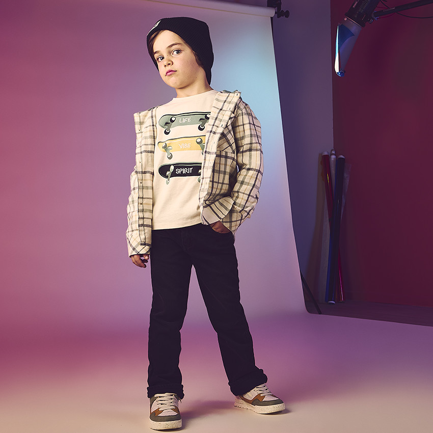 Πλεκτός σκούφος με ετικέτα skate για αγόρι 