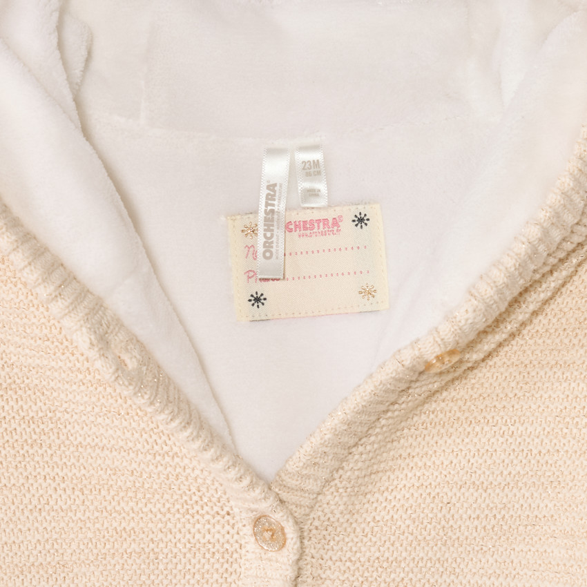 Μπουφάν με κουκούλα πλεκτό με κεντημένη καρδιά για bebe κορίτσι 