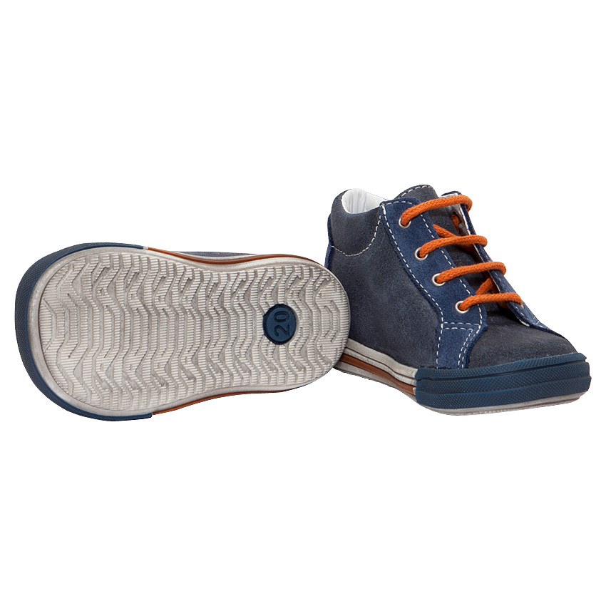 Δερμάτινα μποτάκια με τυπωμένη φράση 