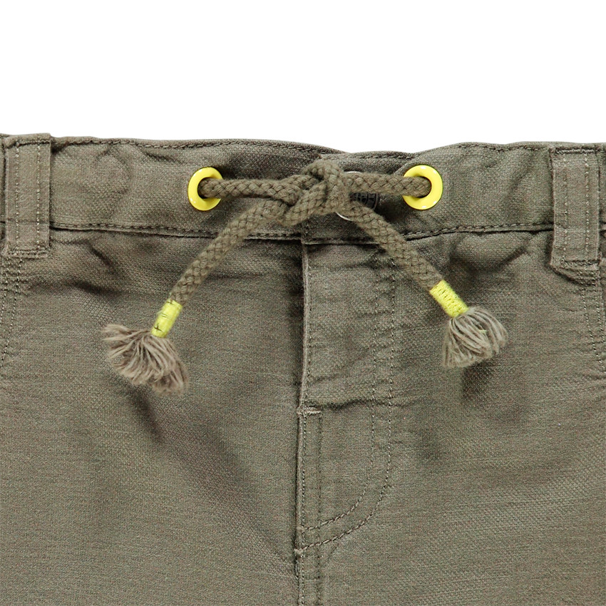 Βερμούδα βαμβακερή με τσέπες 