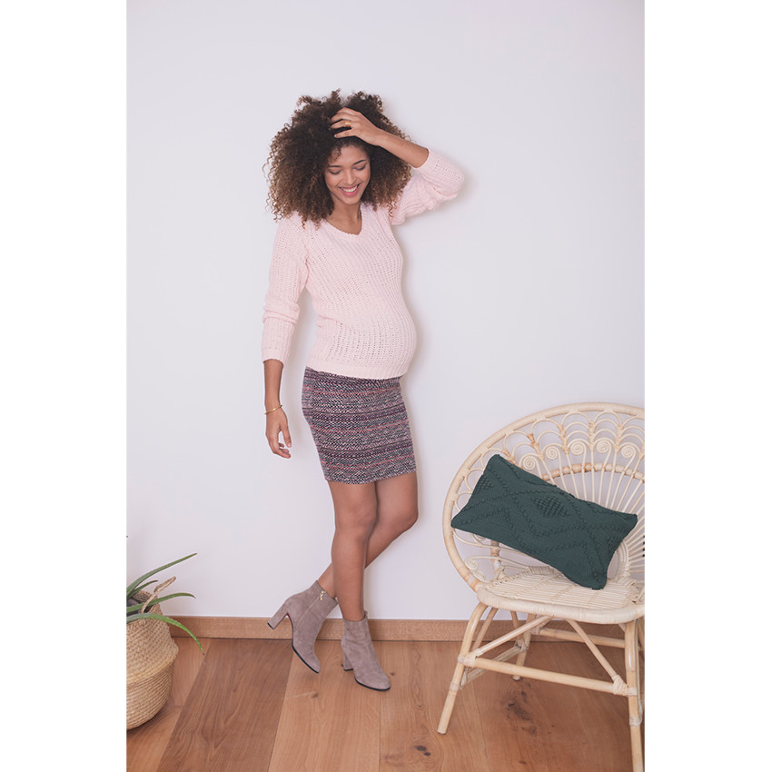 Πλεκτό εγκυμοσύνης σε απαλό ροζ 