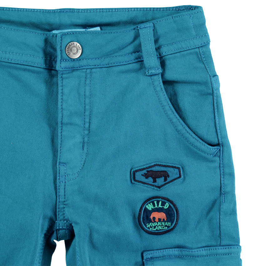 Παντελόνι cargo με σήματα και τσέπες 