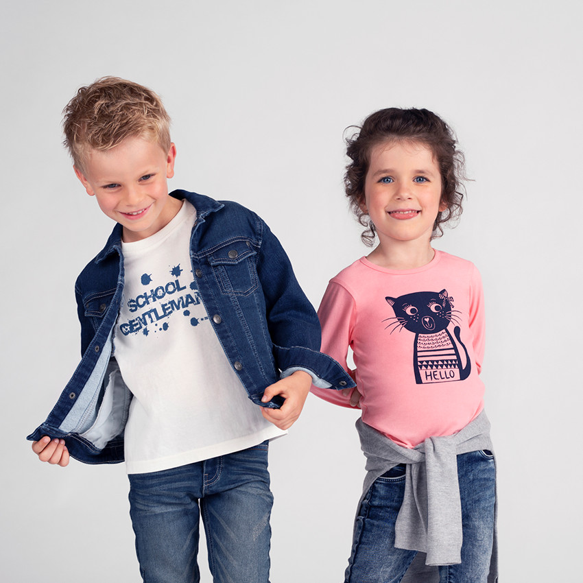 Μακρυμάνικη μπλούζα ζέρσεϊ με τυπωμένο μήνυμα 