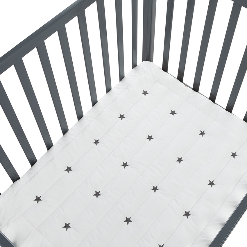 Χαλάκι πάρκου με επένδυση και κεντημένα αστέρια 