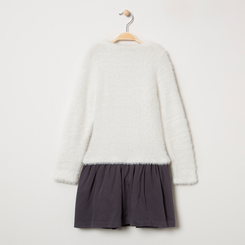 Robe manches longues en tricot effet poil et pompons 