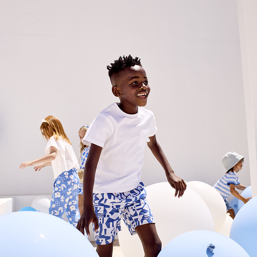 T-shirt κοντομάνικο με τσέπη και σχέδιο φοίνικα 