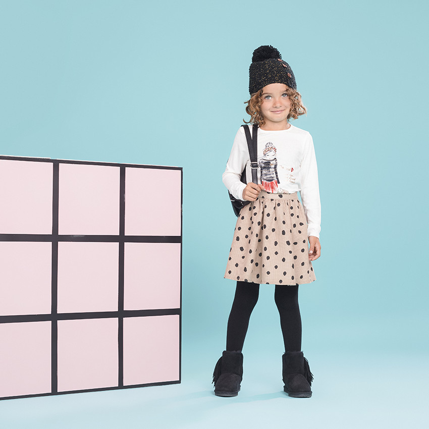 Jupe courte à pois en nid d'abeille 