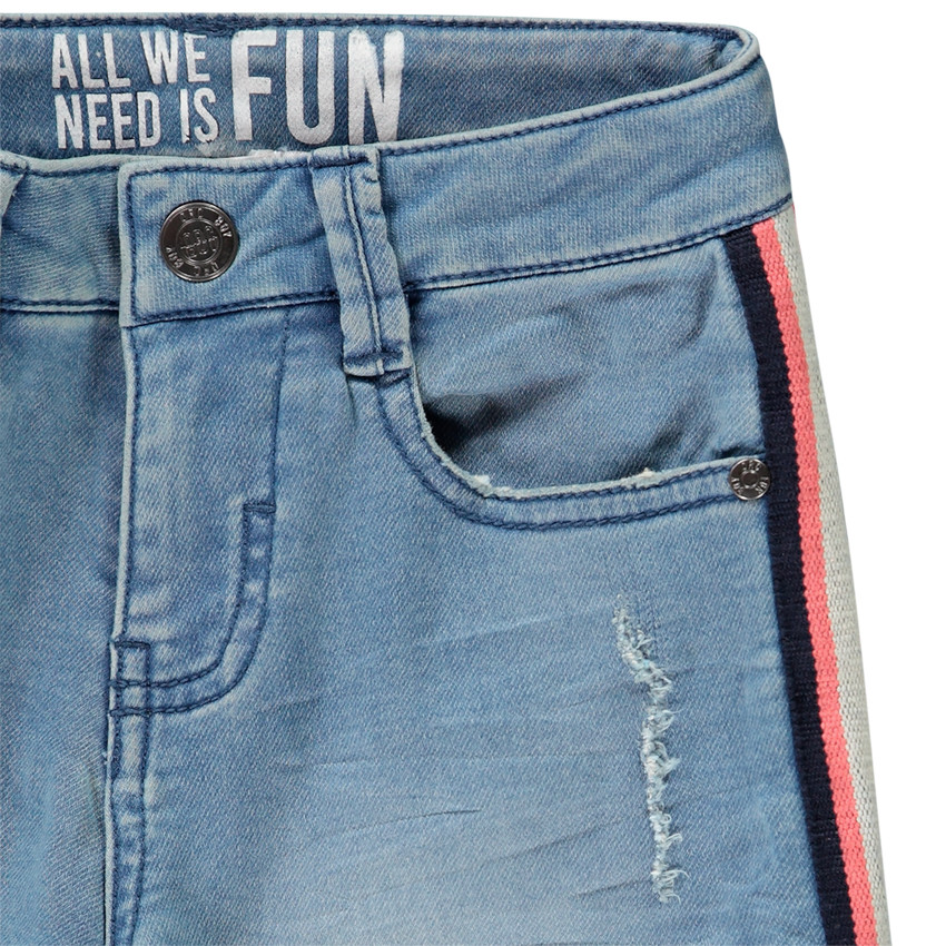 Bermuda jean avec détails used et bande rayée pour garçon 