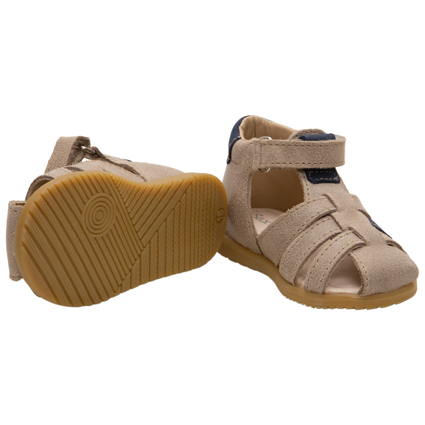 Σανδάλια από δέρμα με ψηλό σχέδιο και αντίθετα κομμάτια  Additional Σανδάλια από δέρμα με ψηλό σχέδιο και αντίθετα κομμάτια