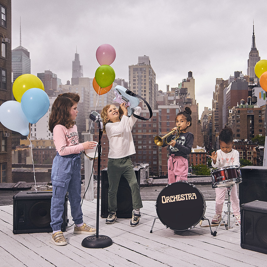 Παντελόνι cargo από υφασμάτινο ύφασμα με ζώνη για κορίτσι 