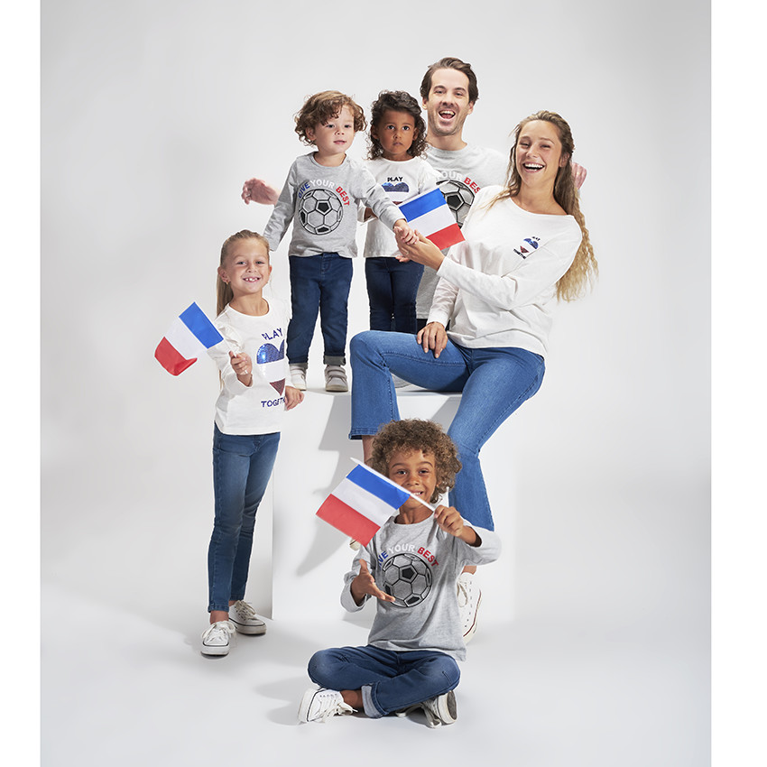 T-shirt ανδρικό από jersey με σχέδιο ποδόσφαιρο 