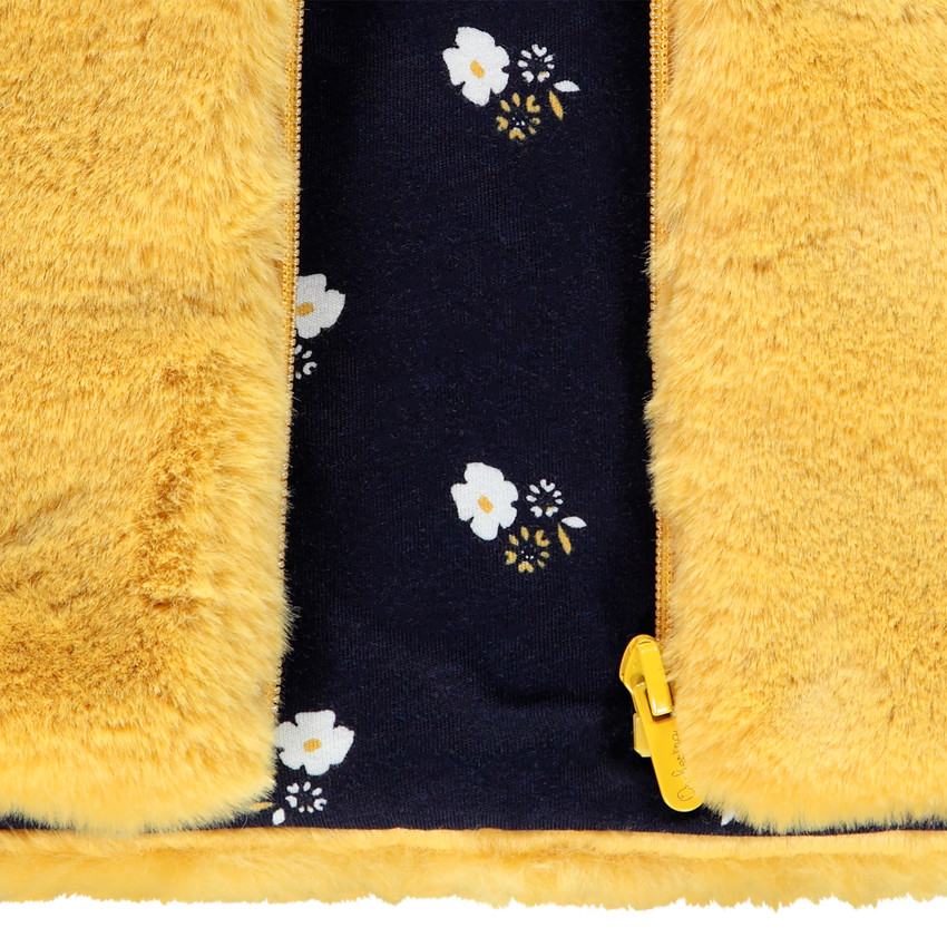 Γιλέκο με κουκούλα αμάνικη με ψεύτικη γούνα 