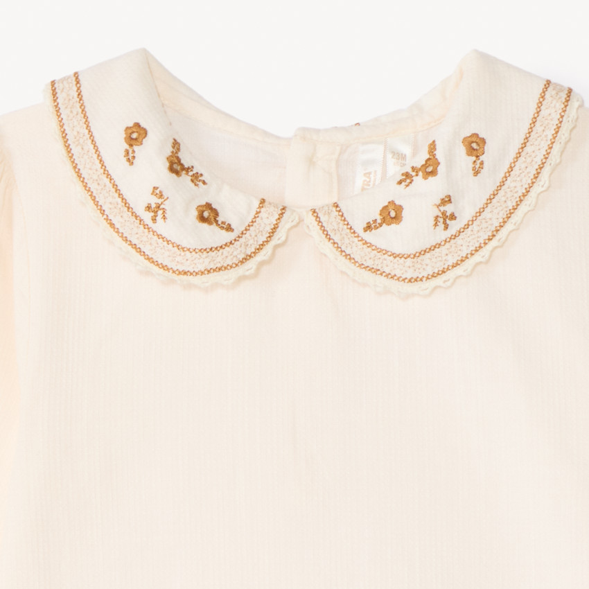 Μπλουζάκι με κολάρο κλαουντίνα για κορίτσι μωρού 