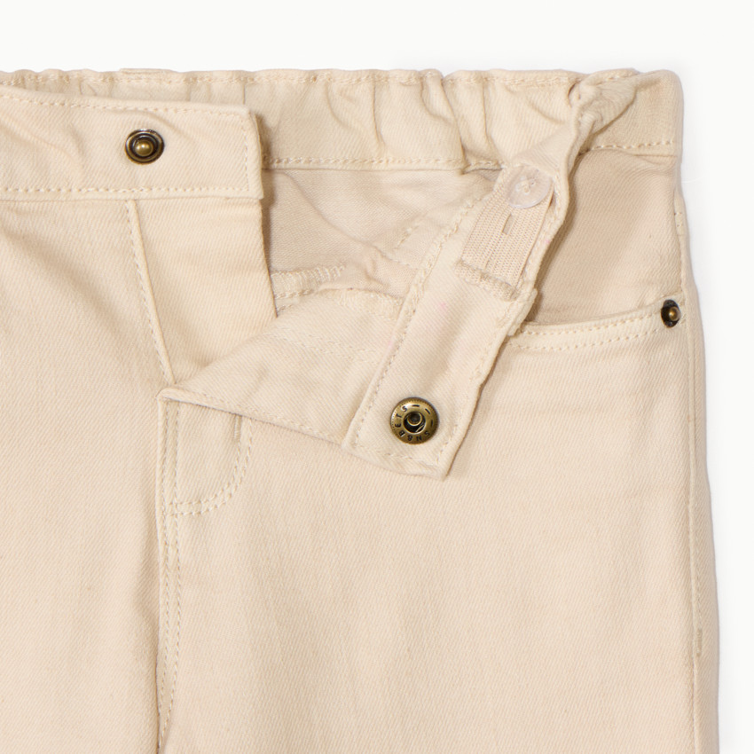 Ενιαίος τζιν με ελαστική μέση για αγοράκι. 