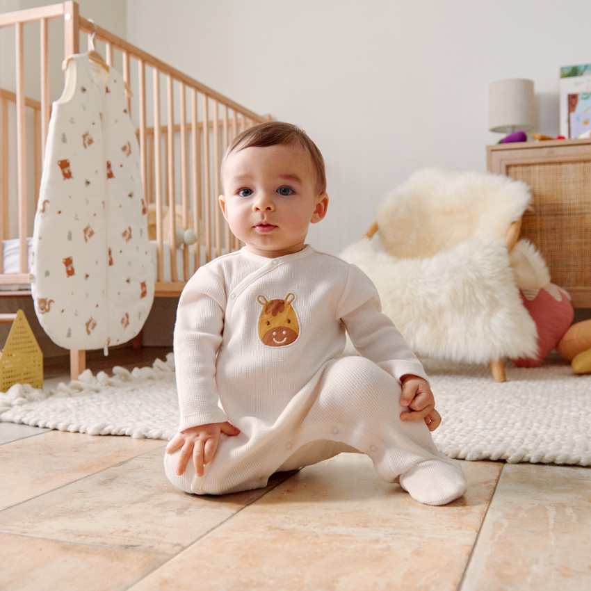 Σαλονιού με σχέδιο από μέλισσα και πατίνι για μωρό αγόρι 