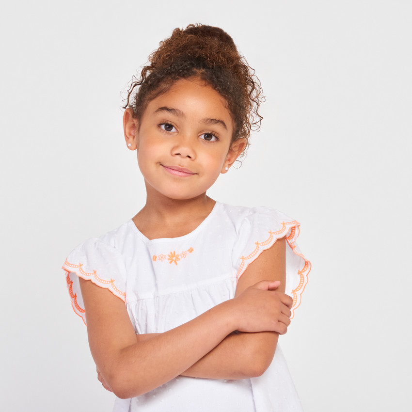 Φόρεμα κοντομάνικο από plumetis για κορίτσι 