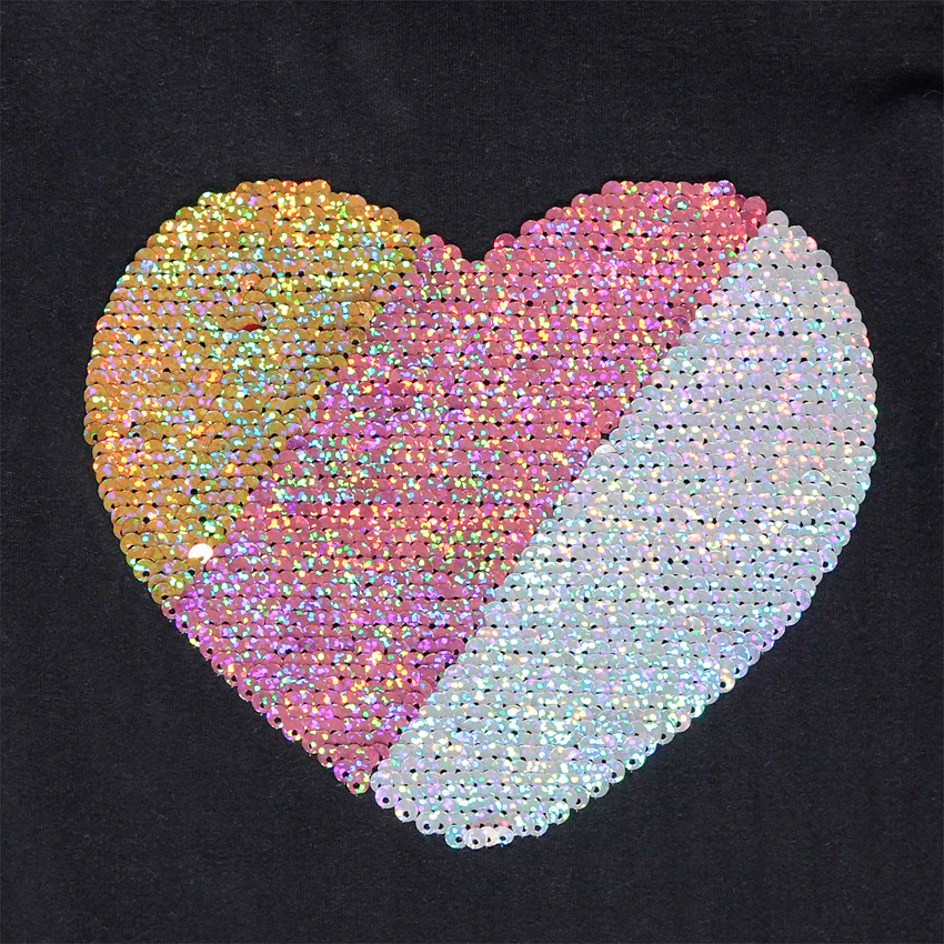 Ζιβάγκο με γυριστό λαιμό και μοτίβο από «μαγικές» πούλιες 