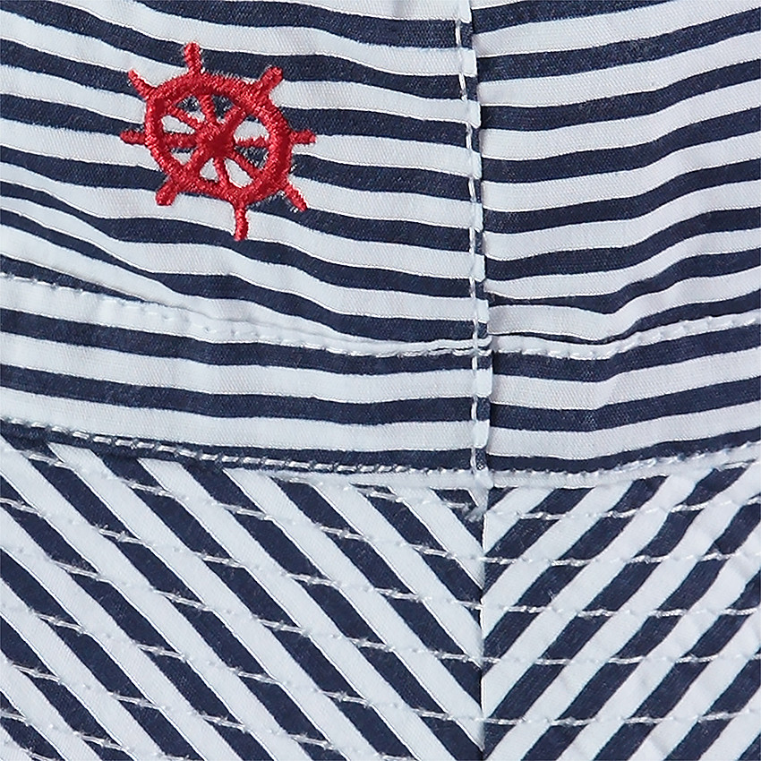 Καπελάκι ριγέ σε ναυτικό στιλ με κεντημένο μοτίβο 