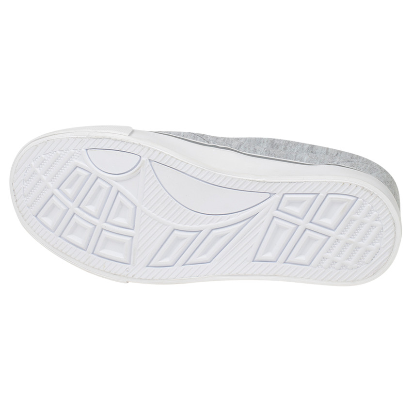 Αθλητικά παπούτσια χαμηλά με ελαστικά κορδόνια από ύφασμα με αστέρι από παγιέτες 