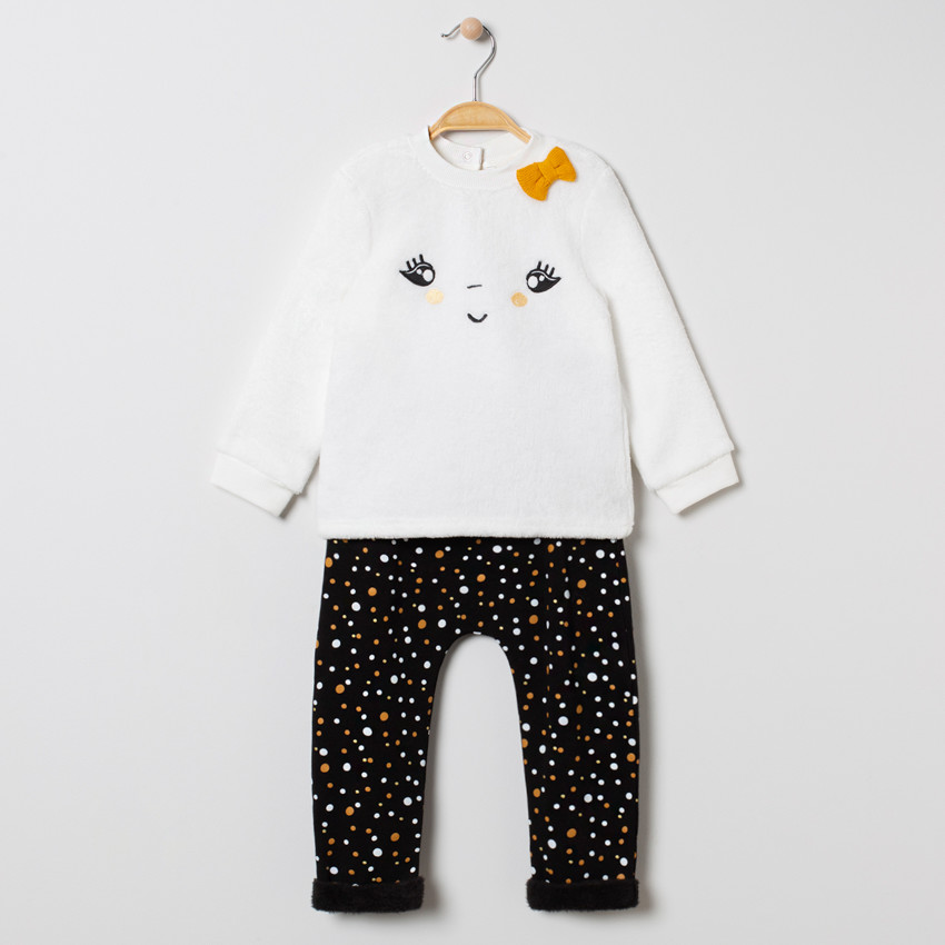 Jogging bi-matière à détails brodés et pantalon imprimé  Additional Jogging bi-matière à détails brodés et pantalon imprimé