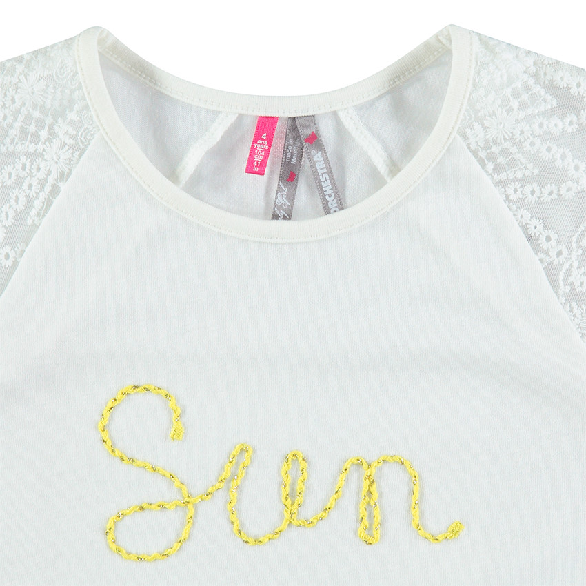 Κοντομάνικη μπλούζα από ζέρσεϊ και δαντέλα με γράμματα από κορδόνι 