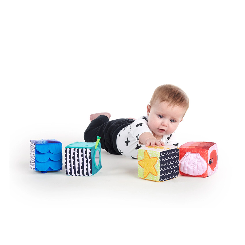 BABY EINSTEIN Μαλακά τουβλάκια για εξερεύνηση και ανακάλυψη 