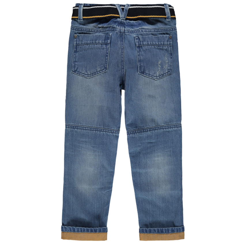 Ίσιο τζιν με used όψη, μόνιμες τσακίσεις και αφαιρούμενη ζώνη 