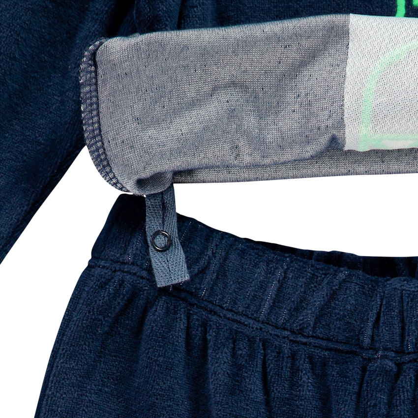 Πιτζάμα βελουτέ με σχέδιο δεινόσαυρος για bebe αγόρι 