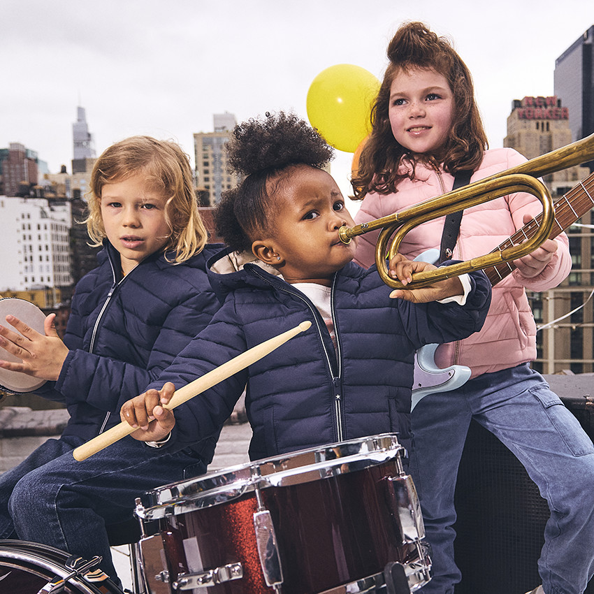 Μπουφάν λεπτό καπιτονέ με κουκούλα για αγόρι 