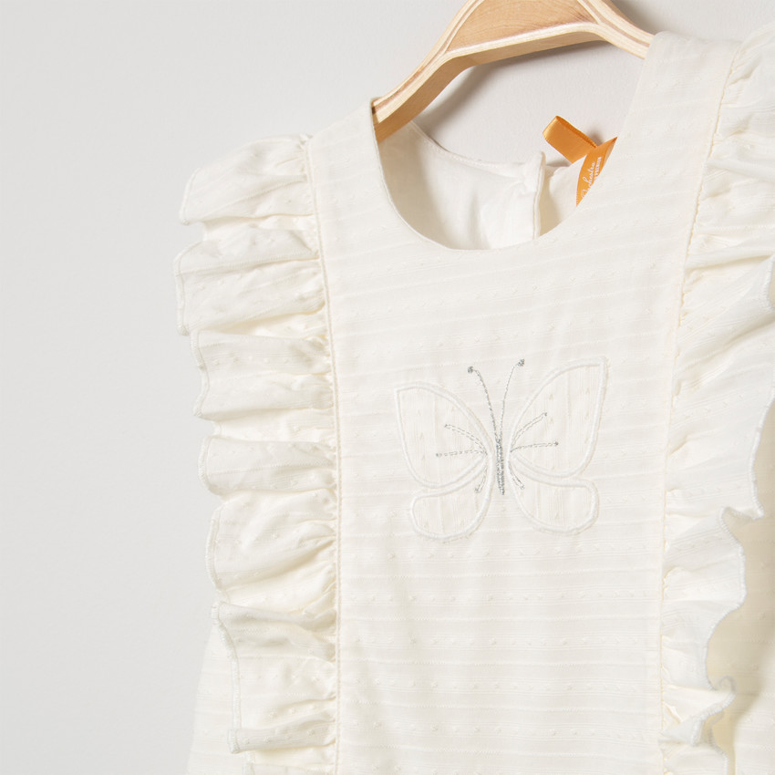 Αμάνικο φόρεμα με βολάν και κεντημένη πεταλούδα  Additional Αμάνικο φόρεμα με βολάν και κεντημένη πεταλούδα