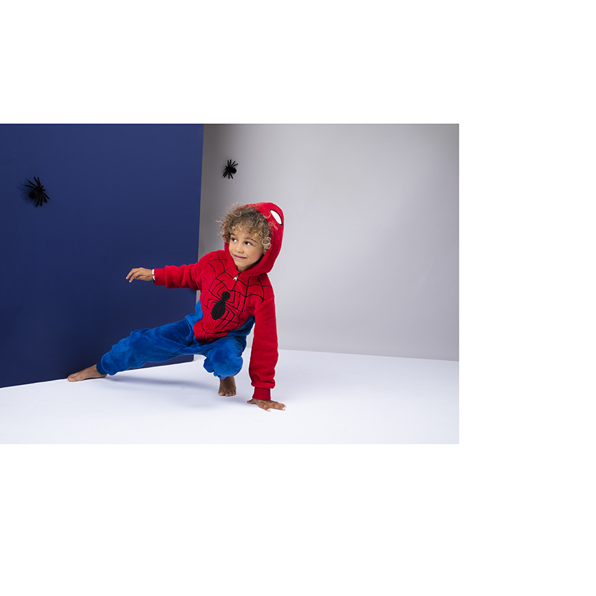 "Surpyjama en sherpa Spiderman" se traduit en grec par "Σουρπιτζάμα από sherpa Spiderman" 