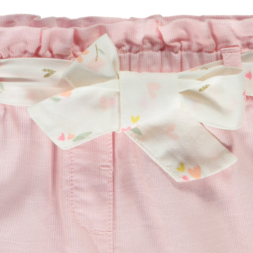 Σορτς από υφασμάτινο με ζώνη για bebe κορίτσι 