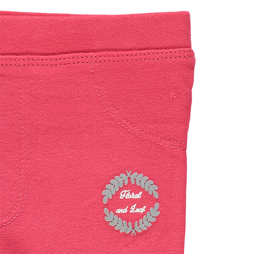 Εφαρμοστό μονόχρωμο παντελόνι-κολάν με διακοσμητική στάμπα  Additional Εφαρμοστό μονόχρωμο παντελόνι-κολάν με διακοσμητική στάμπα