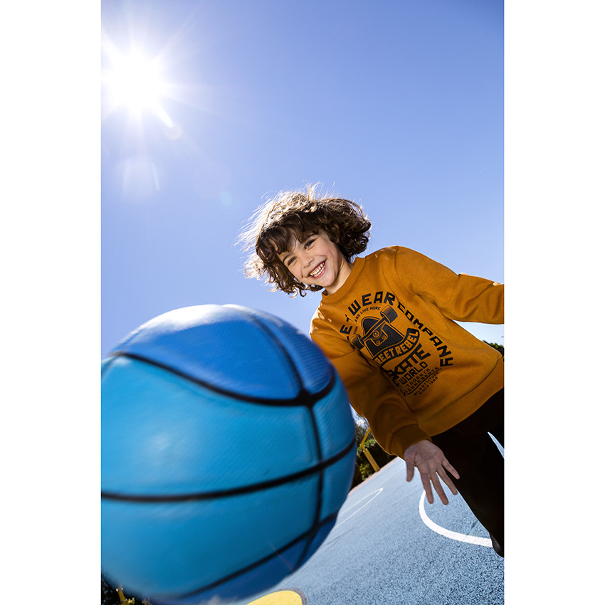 Jogging molleton δίχρωμο σχέδιο skateboard  Additional Jogging molleton δίχρωμο σχέδιο skateboard