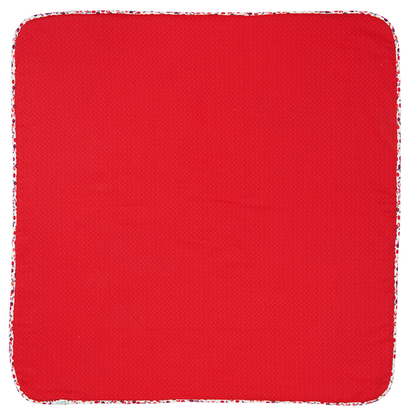 Couverture en jersey avec prints et broderies  