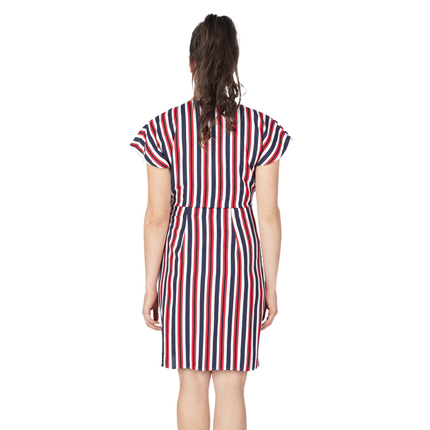 Κοντομάνικο φόρεμα σε στυλ κιμονό με κάθετες ρίγες 