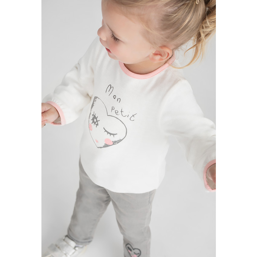 Μακρυμάνικη μπλούζα ζέρσεϊ με τυπωμένη καρδιά 