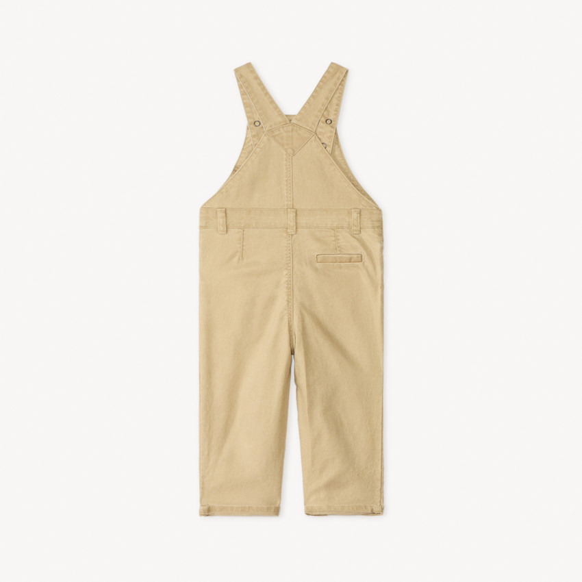 Μακρύ σαλόπα για μωρά αγόρια σε μονόχρωμο ύφασμα. 