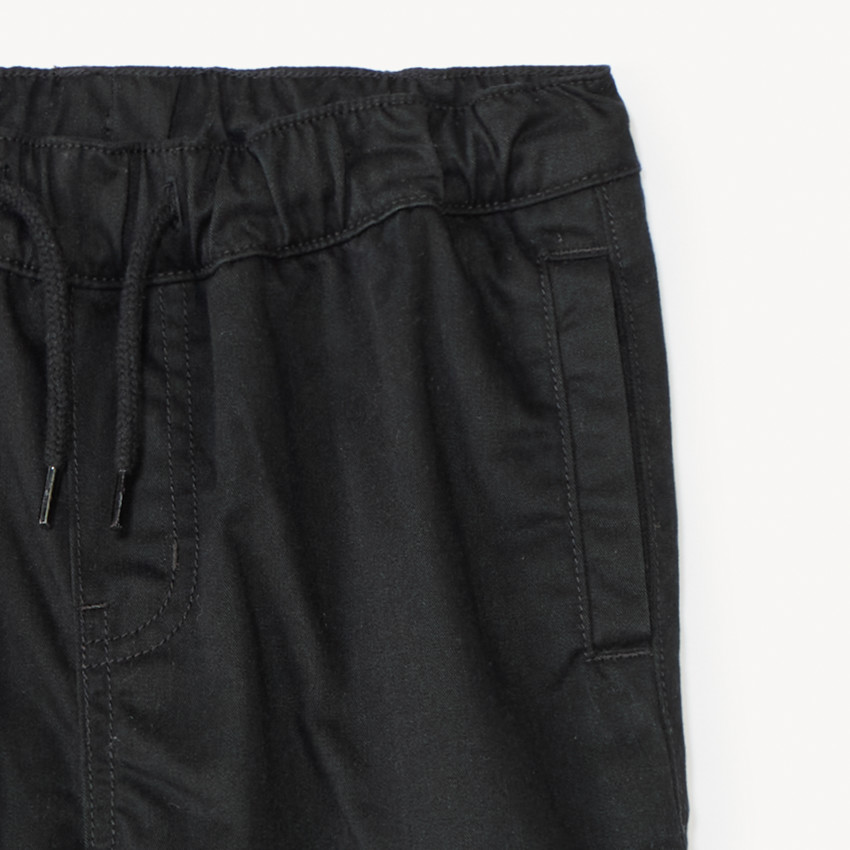 Pantalon en serge style cargo uni doublé pour garçon 