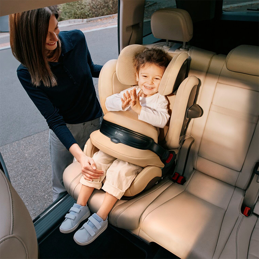 Siège-auto Pallas G2 i-Size 75/150cm Tissu Plus almond beige 