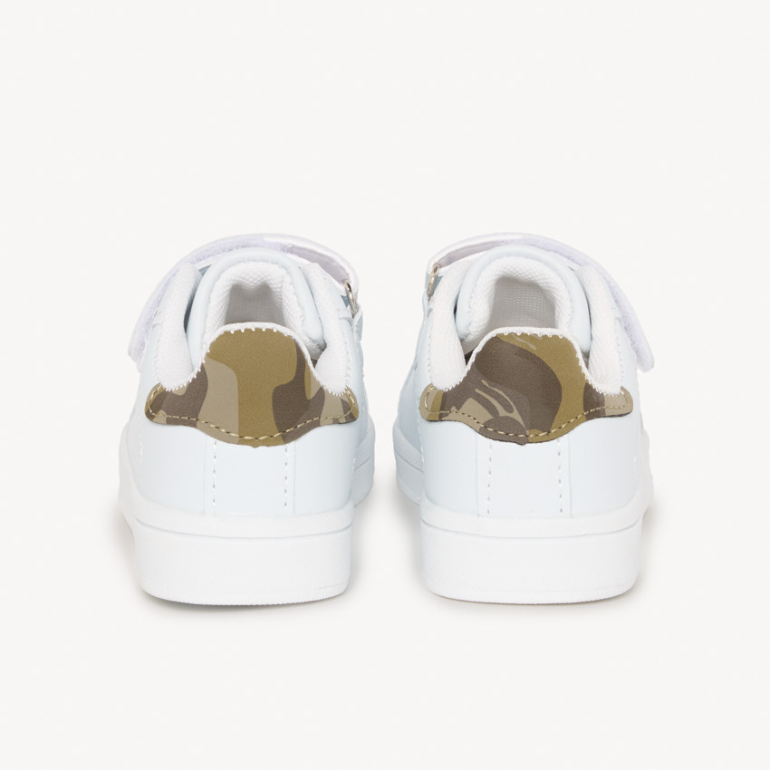 Baskets basses à empiècement camouflage pour bébé garçon 