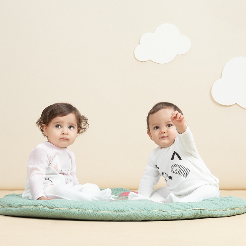 Φορμάκι βελουτέ με σχέδιο κουνελάκι  