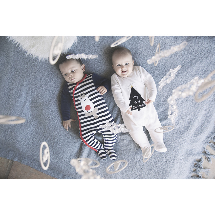 Πιτζάμα βελουτέ ριγέ με πνεύμα Χριστουγέννων για μωρό αγόρι 