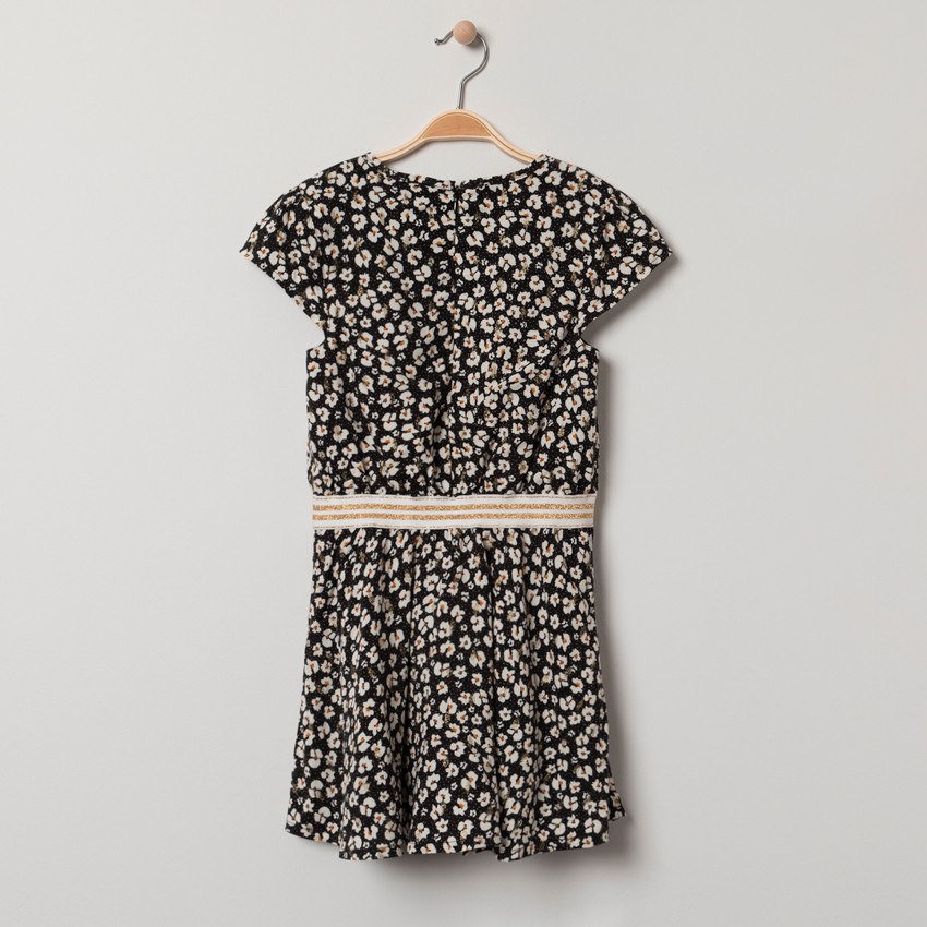 Robe manches courtes à fleurs all-over et touches de doré  Additional Robe manches courtes à fleurs all-over et touches de doré