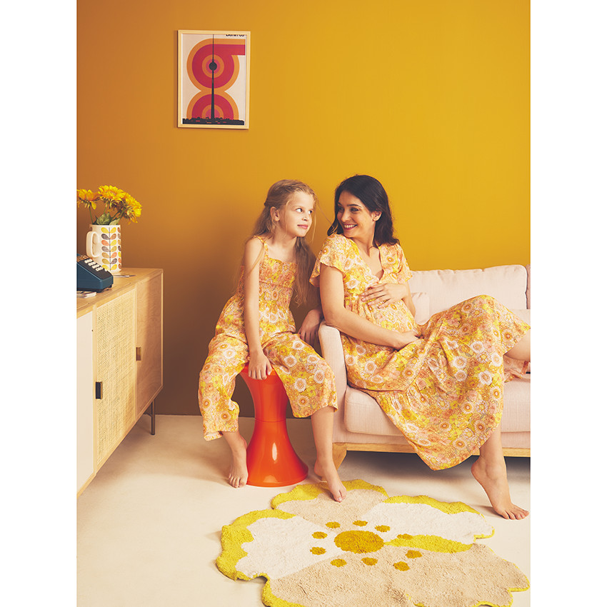 Φόρεμα κοντομάνικο με βολάν και retro σχέδιο για γυναίκες 